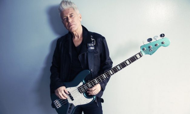 Fender Adam Clayton Jazz Bass